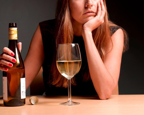 Анонимное лечение женского алкоголизма в Юхнове
